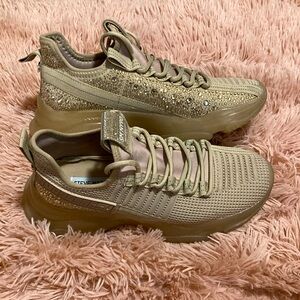 Steve Madden Maxima Blush Sneakers Size 9